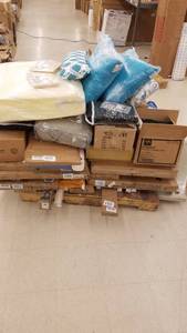 lot 1 image: Assorted pallet of clean merchandise