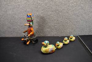 lot 5295 image: Lot of 2 Reproduction Tin Toys  Ducks in a Row, Helicopter Hat Duck  Blic, Made in China  Large 8x9 Small 5x6.5