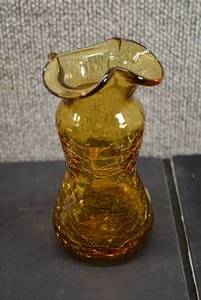 lot 5370 image: Vintage Hand Blown Crackle Glass Vase With Ruffled Top  6x3.25
