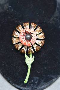 lot 1009 image: Flower Brooch  Green, Brown, Red, and Black  3 Brooch