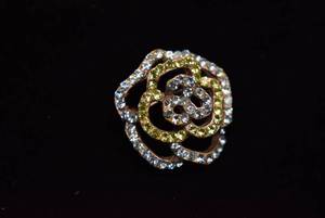 lot 1012 image: Flower Brooch  Green and Blue Rhinestones  3 cm Brooch