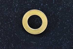 lot 1013 image: Circular Brooch  Made in Germany  3 cm Brooch