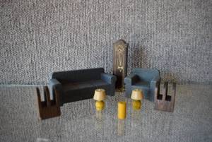 lot 1181 image: Bag of Doll Furniture  Wood, Lamps, Chair, Couch