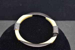 lot 1041 image: Bangle Bracelet  Black and Ivory  3