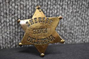 lot 1081 image: Sheriff Ryan Badge Oklahoma  Copper  2.5