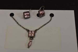 lot 1098 image: Costume Jewelry Necklace & Earrings Square  Pink Stones & Silver Tone
