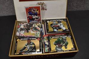 lot 8309 image: Cigar Box Full of Football Cards