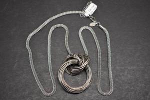 lot 1111 image: Costume Jewelry Necklace  Silver Tone