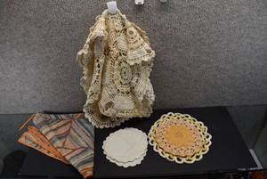 lot 1123 image: Lot of 7 Household Items  Hot Pad, Doilies, Hair Bib, Table Runner, Hi Jack Coasters