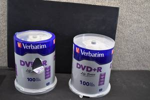lot 1162 image: 200 Verbatim DVD R Discs Blanks  New In Package