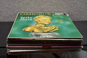 lot 2005 image: Lot of 20 Assorted Records  Includes Lou Levy, Henri Mancini  LP  12