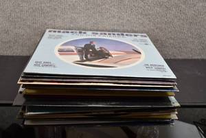 lot 2014 image: Lot of 25 Assorted Records  Mack Sanders & Mixed  LP  12