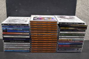 lot 2016 image: Lot of 44 Assorted CDS  Xmas Music, Original Oldies Volumes