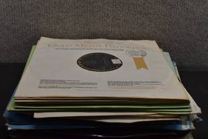 lot 2025 image: Lot of 33 Assorted Records