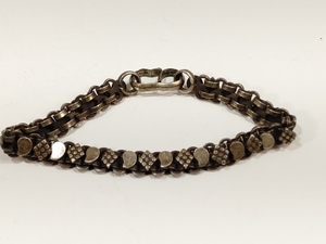 lot 3069 image: VTG Sterling Bracelet Stamped Design Chain 7 18 16.5g