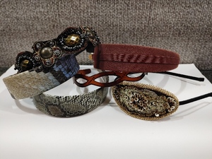 lot 3076 image: Lot of 6 Decorative Headbands