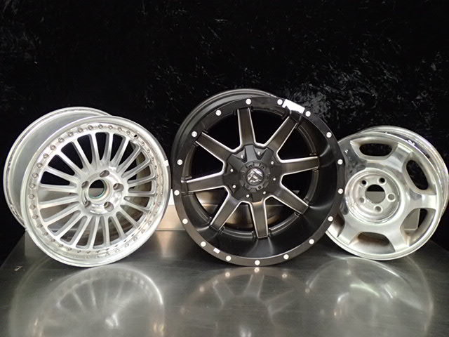 lot 8370 image: (3) Random but Cool Rims