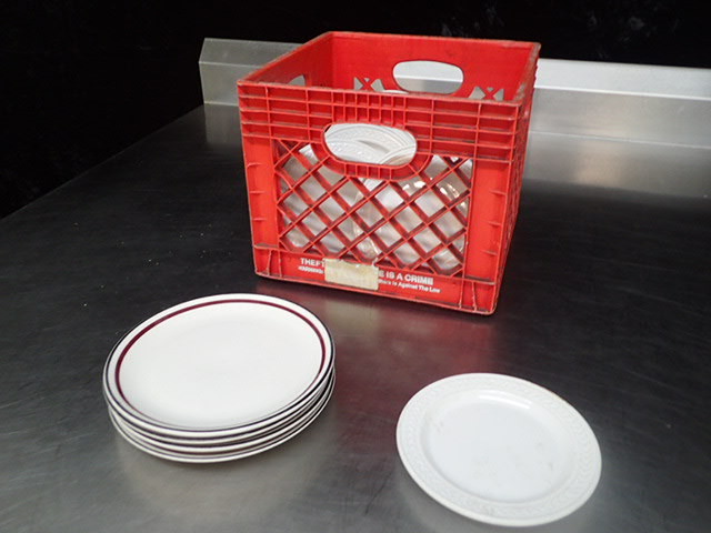 lot 9067 image: (4)9in Plates and (50) 7in Plates