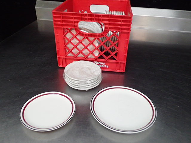 lot 9068 image: Large Lot of Plates