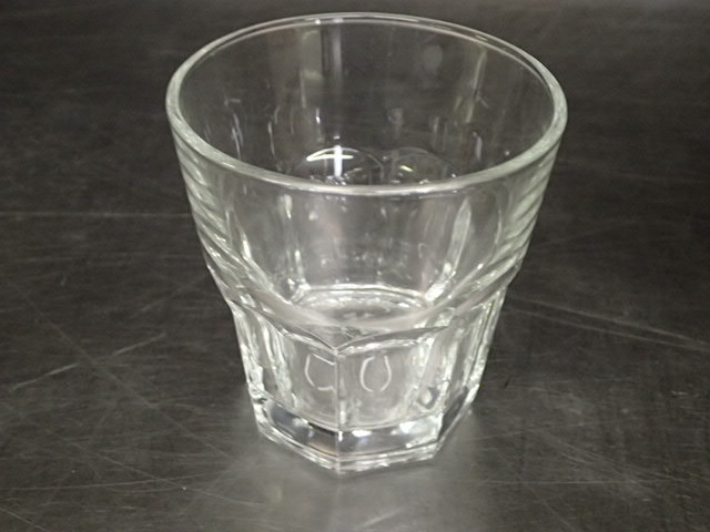 lot 9123 image: (12) Rocks Glasses