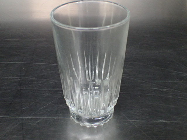 lot 9125 image: Box of Water Glasses