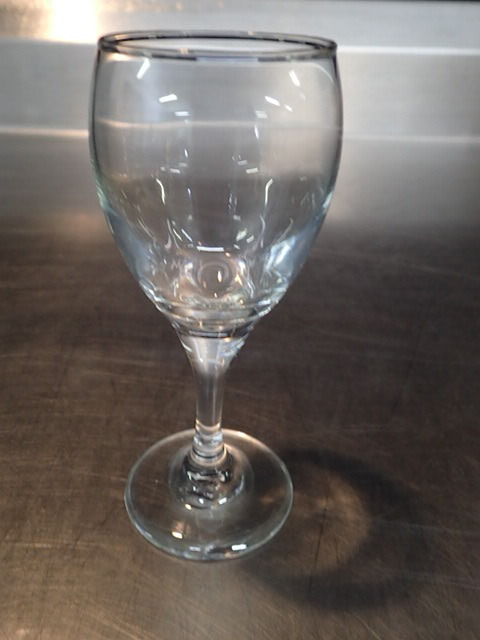 lot 9132 image: Box of Wine Glasses
