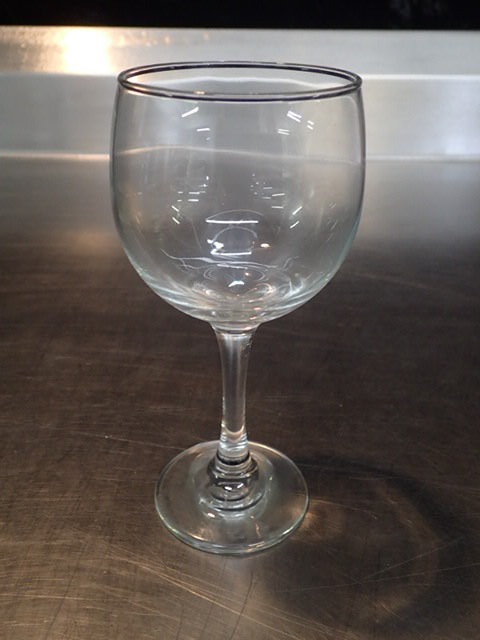 lot 9134 image: Box of Wine Glasses
