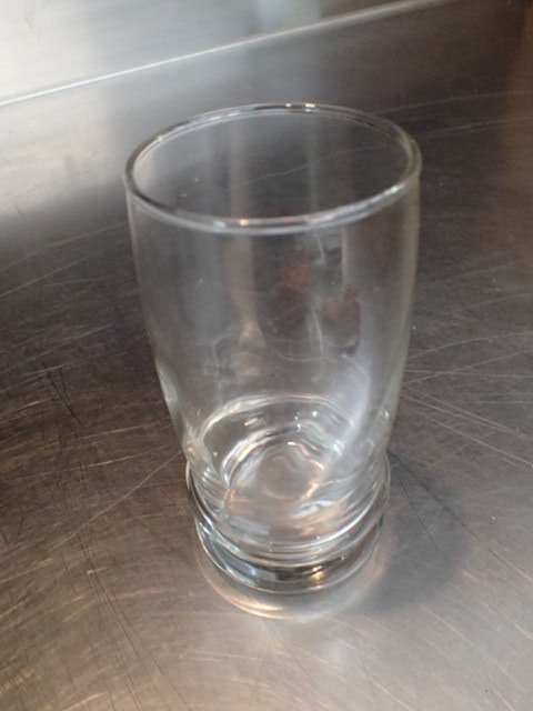 lot 9155 image: Lot of (25) 16oz Glasses