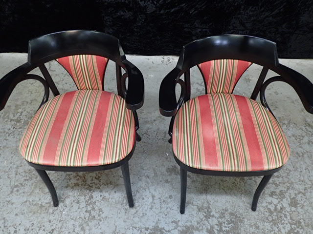 lot 8398 image: (2) Wooden Dining Chairs