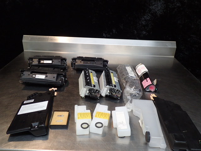 lot 9177 image: Lot of Printing Supplies