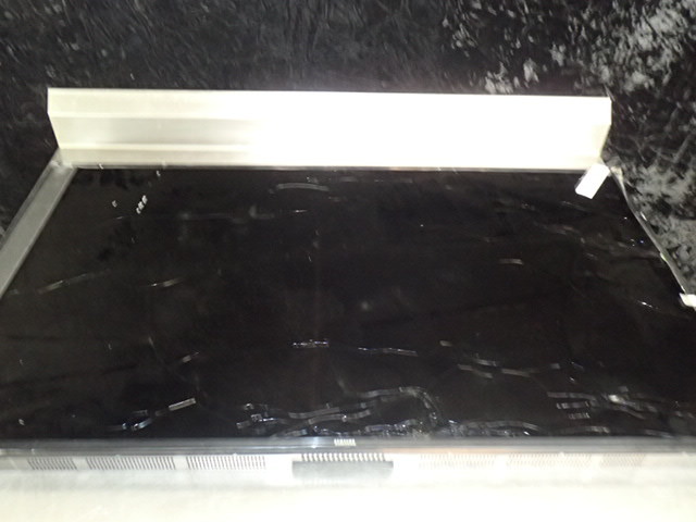 lot 9215 image: Samsung UN65JU6400F 65 Flat Screen with Cracked Screen