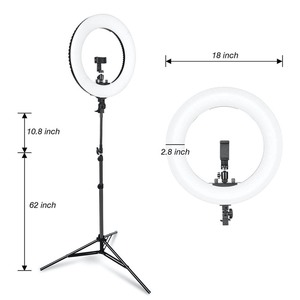 lot 7987 image: Ideas Illuminated Emart Ring Light