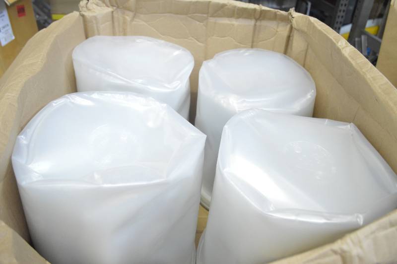 lot 2014 image: BUCKET LINERS