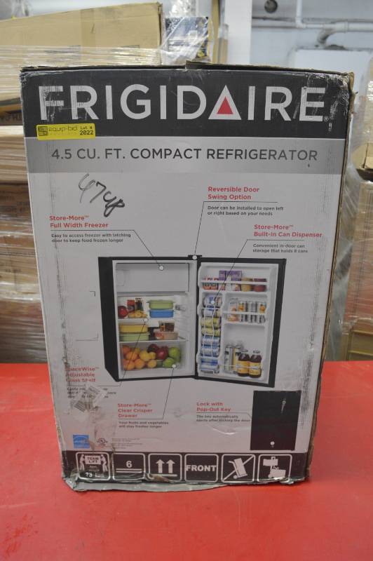 lot 2022 image: MINI FRIDGE