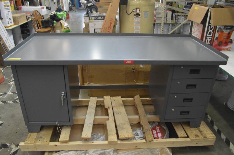 lot 2032 image: STEEL WORKBENCH DESK