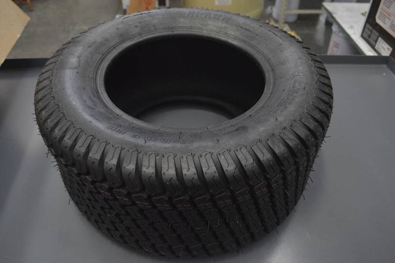 lot 2036 image: LAWN AND GARDEN TIRE