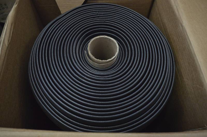 lot 2040 image: FLOOR MAT