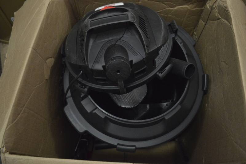 lot 2046 image: WETDRY VAC