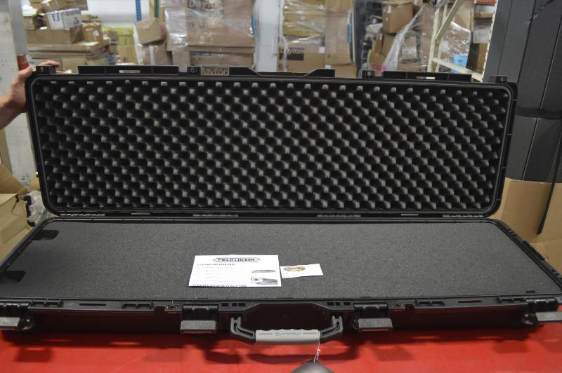 lot 2064 image: GUN CASE