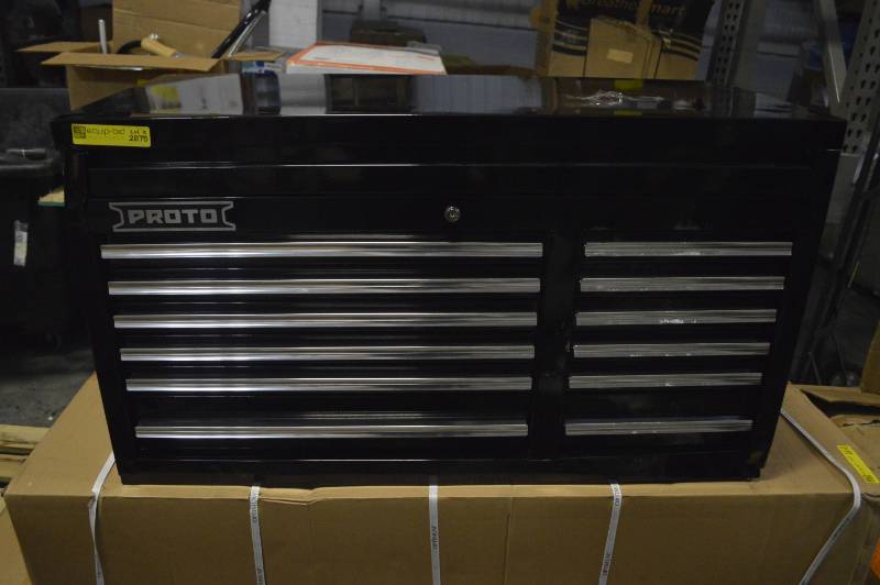 lot 2075 image: TOOL CHEST