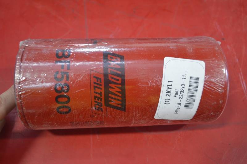 lot 2116 image: FUEL FILTERS