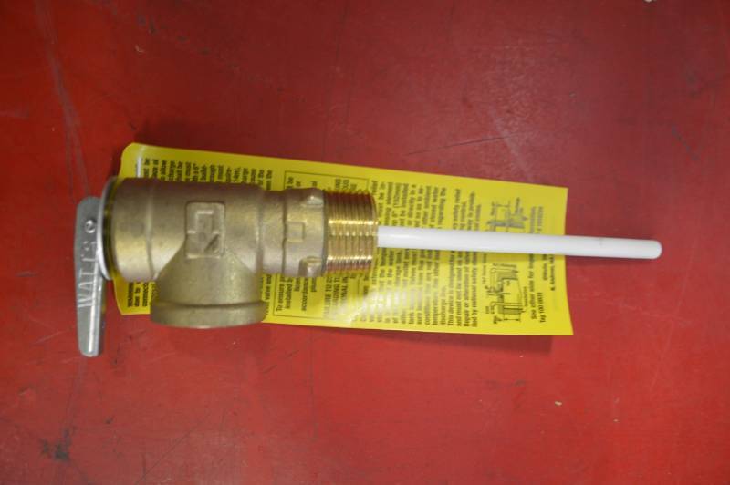 lot 2117 image: TEMP AND PRESSURE RELIEF VALVES