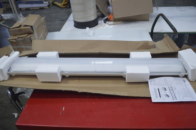 lot 2122 image: LED DOWNLIGHT