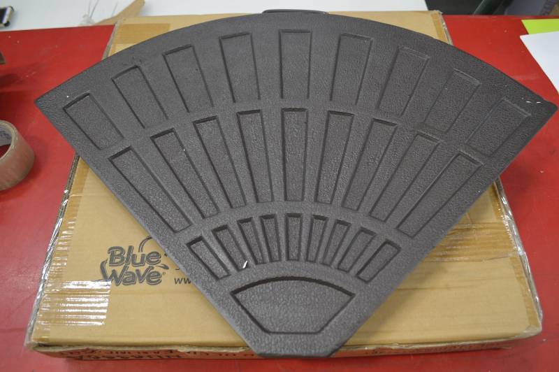 lot 2145 image: FAN WEIGHT