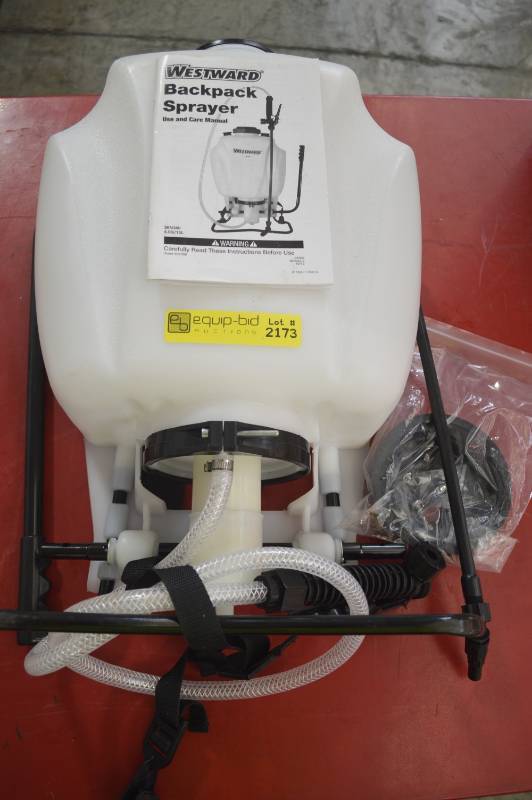 lot 2172 image: BACKPACK SPRAYER