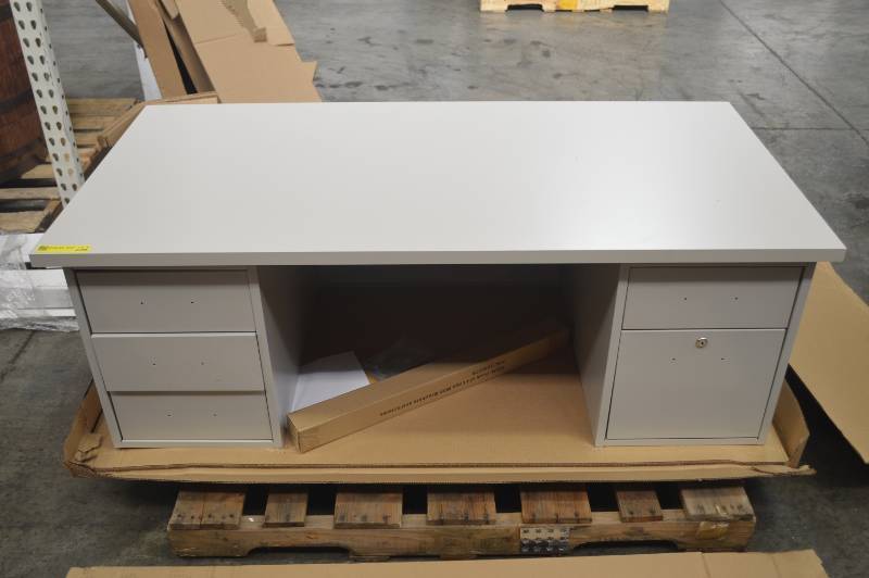 lot 2186 image: LAMINATE DESK
