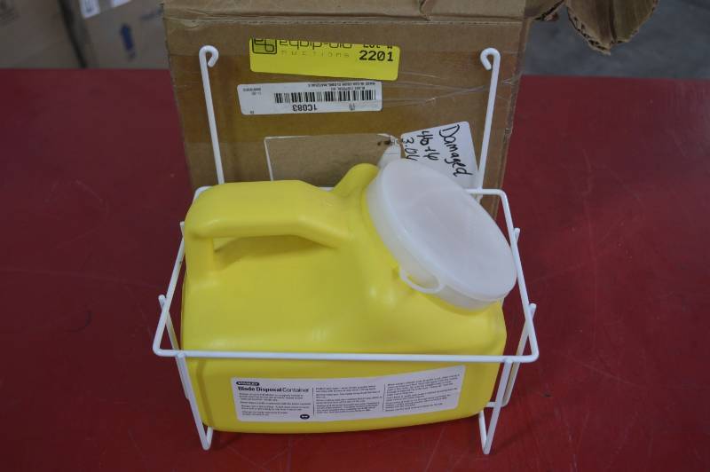 lot 2201 image: BLADE DISPOSAL KIT