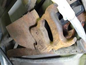 lot 1067 image: Saws  Machete  Large Turnbuckle