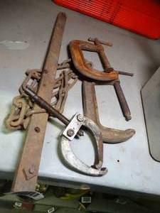 lot 1070 image: C Clamps Puller and More