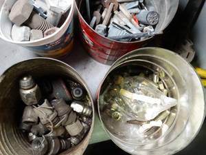 lot 1075 image: Variety Lot of Fasteners